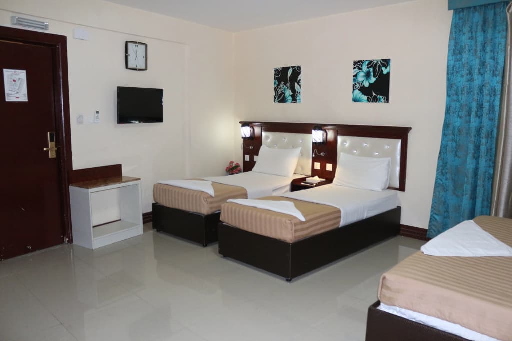 Mariana Hotel - photo 17