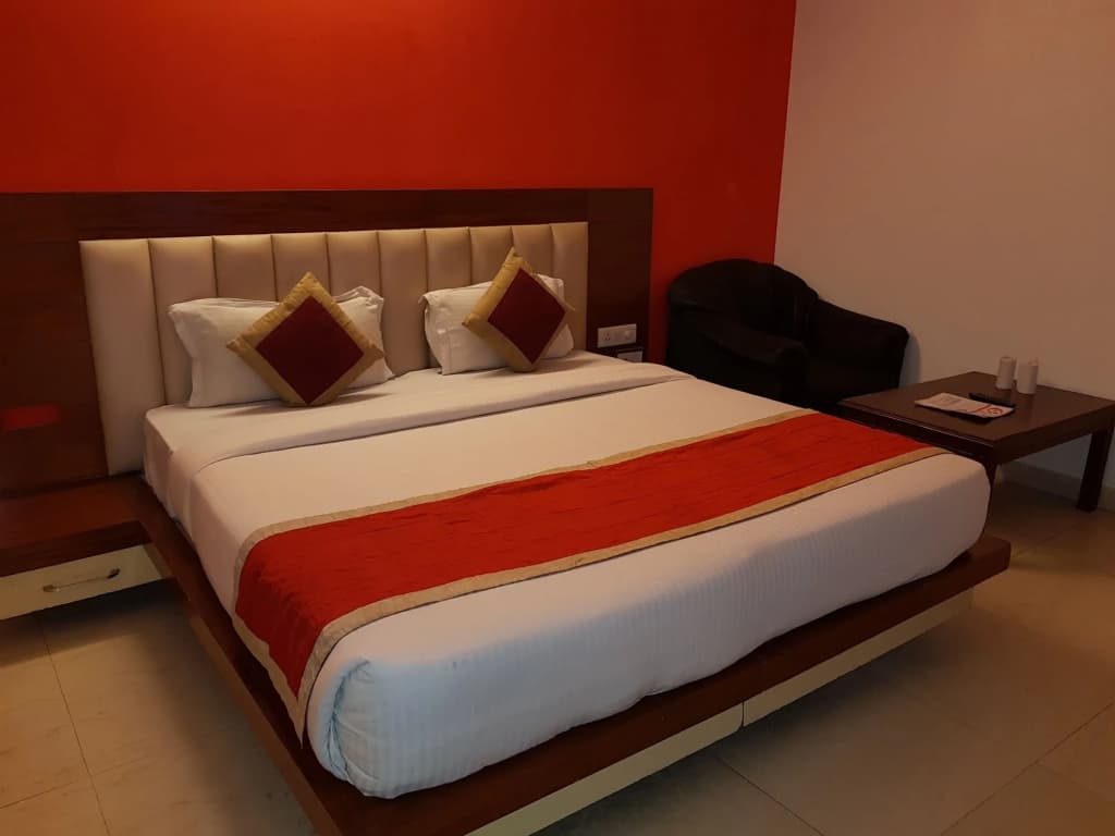 Hotel WTI Modesty - photo 2