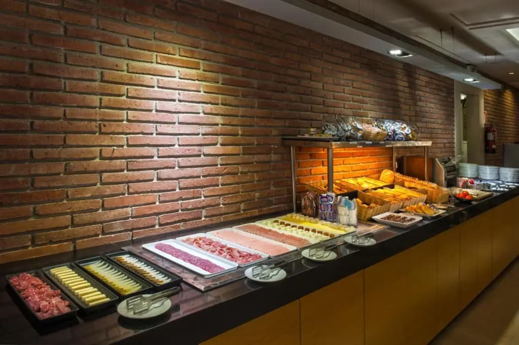 Hotel Silken Ramblas - photo 9