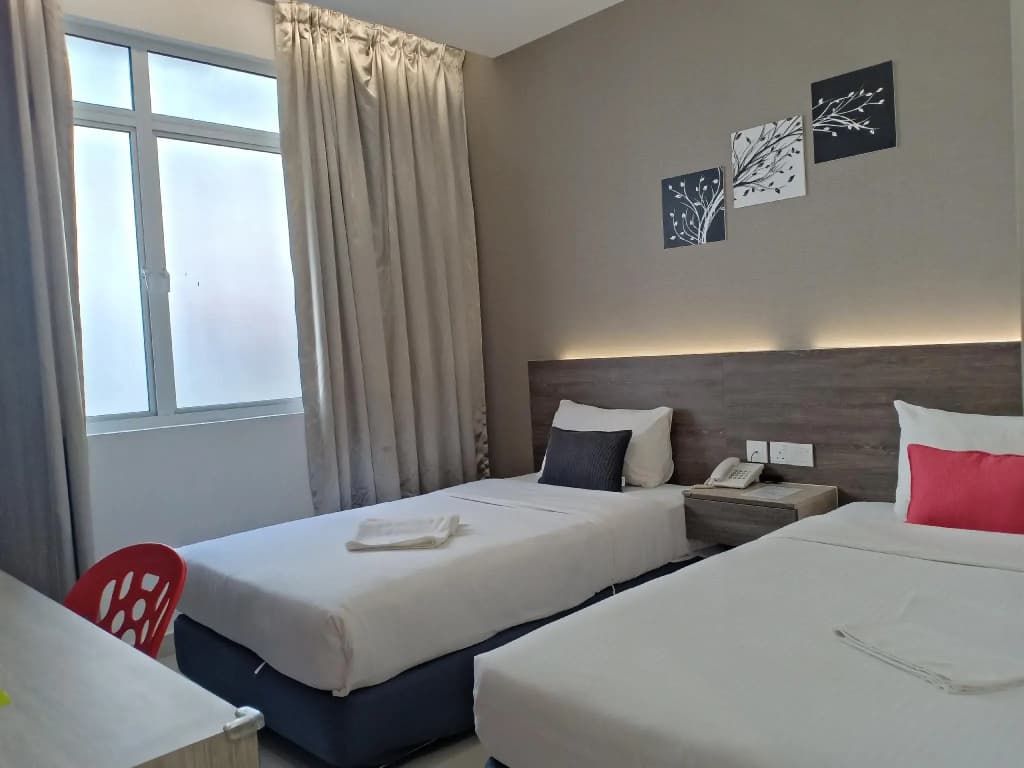 Hotel Alpha - photo 4