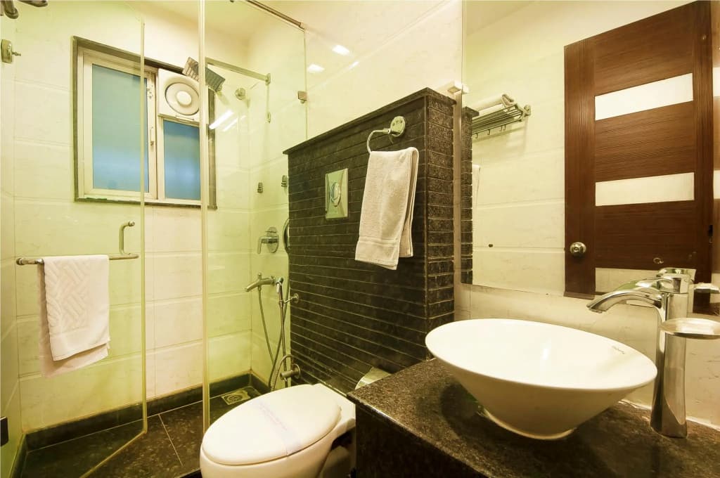 Hotel Amaltas International - photo 8