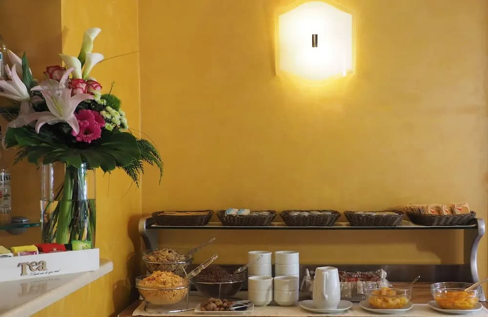 Hotel Cris - photo 15