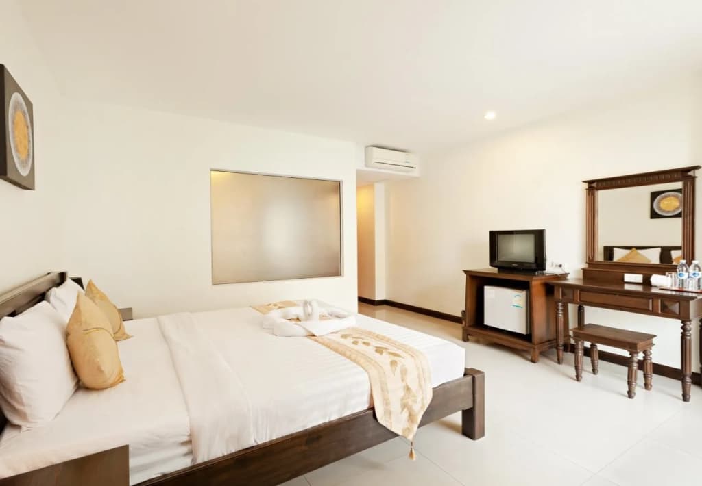 Garden Phuket Hotel - photo 2