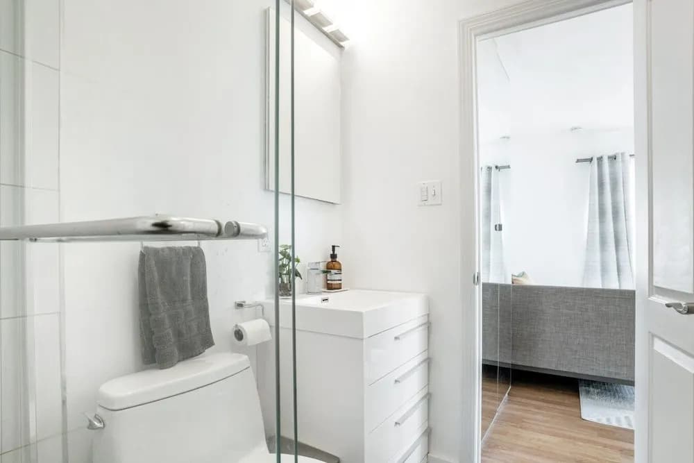 Close To Nyc! Relaxing Quiet Studio In Woodside 1 Bedroom Home by RedAwning - photo 8