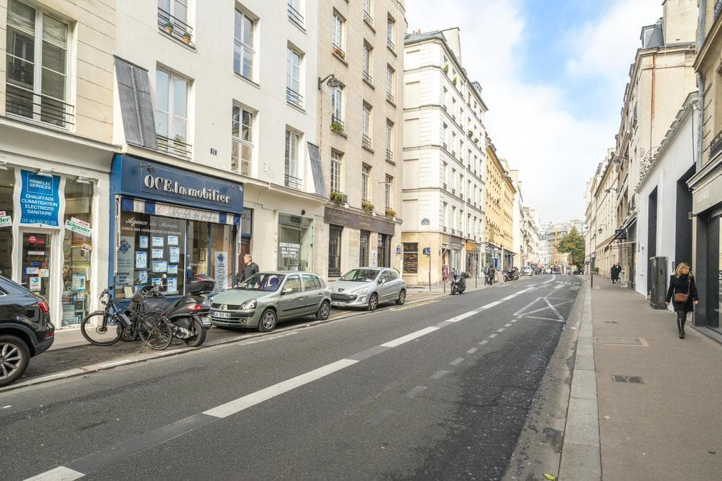 Marais Turenne Apartments - photo 1