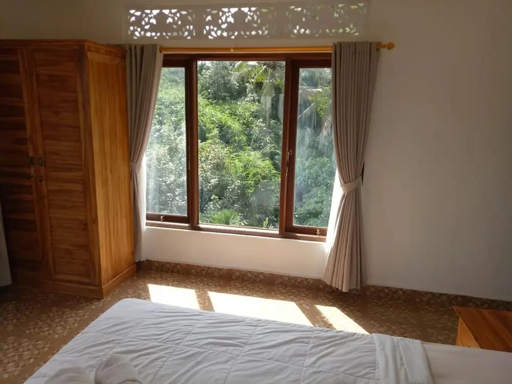 Nyoman House Ubud - photo 4