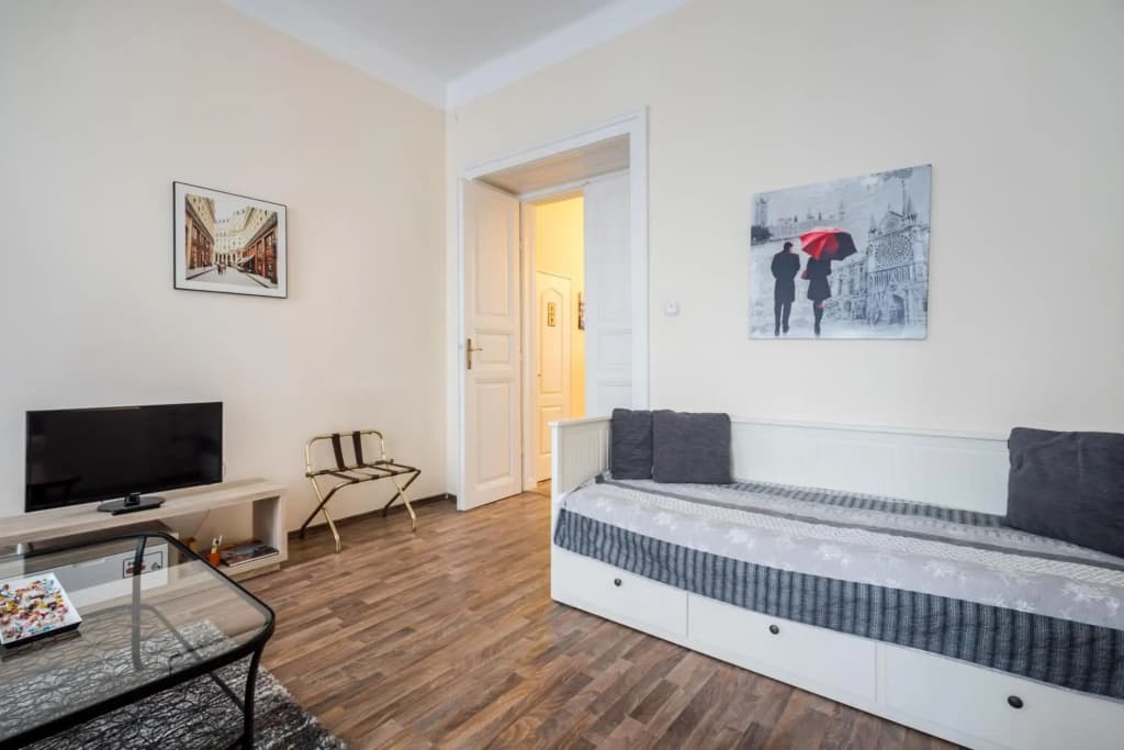 BpR Pyvo Street Home with balcony - photo 4