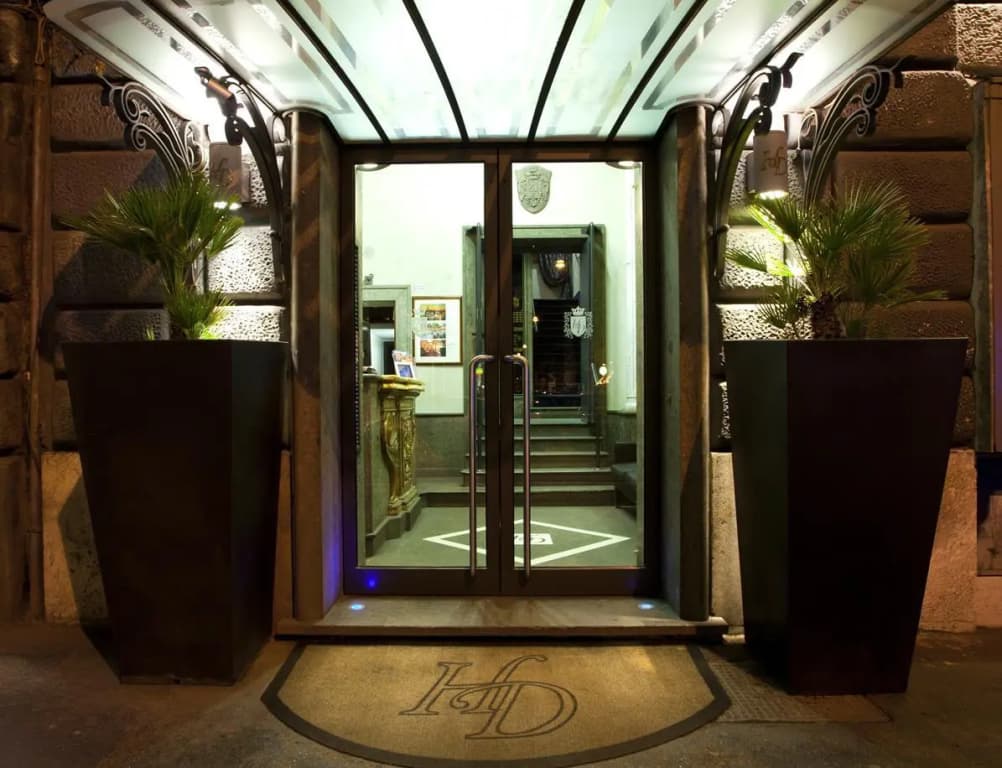 Hotel Diplomatic - photo 14