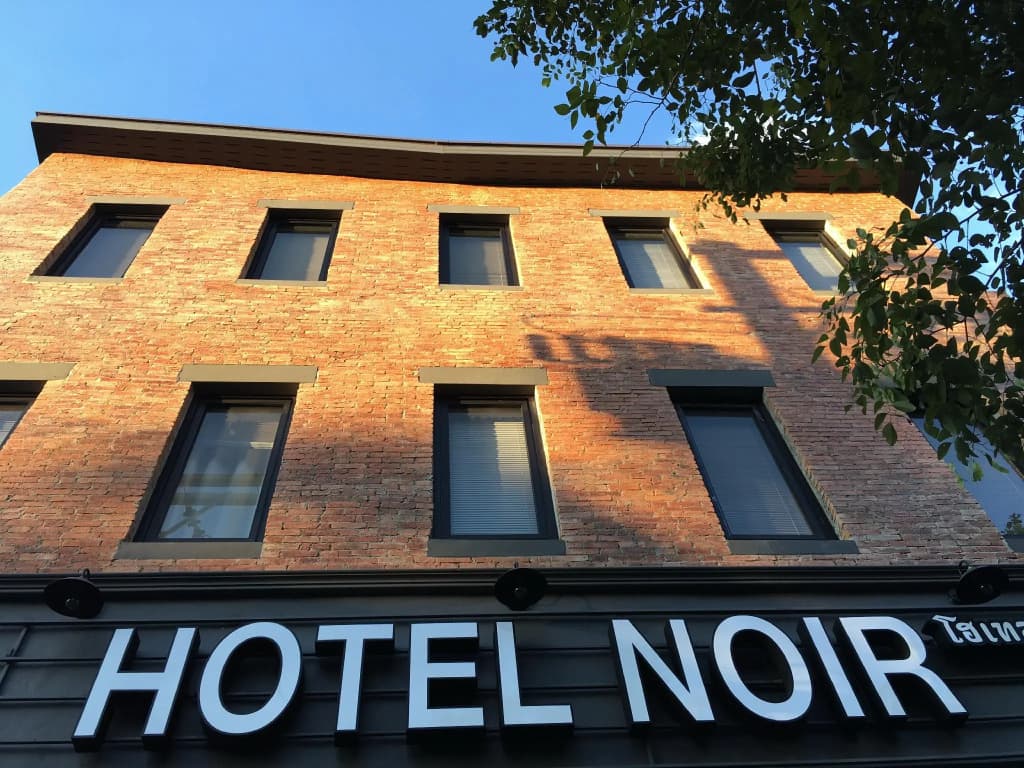 Hotel Noir - photo 1