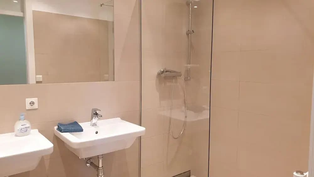 Exquisit Seapoint Apartment - photo 7