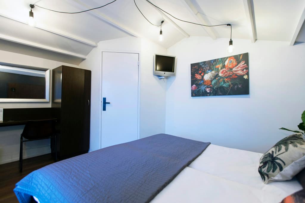 Quentin Museum Square Hotel - photo 2