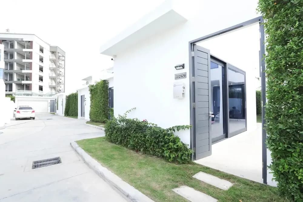 Private Pool Villa in Central Pattaya - Palmc9 - photo 1