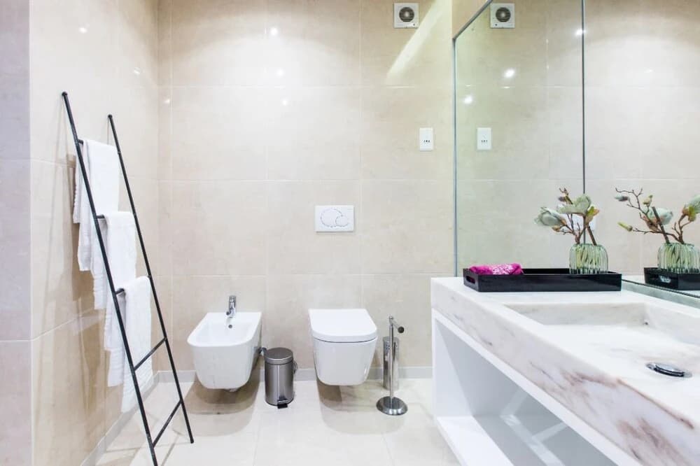 Your Home in Palácio do Bairro Alto - photo 9