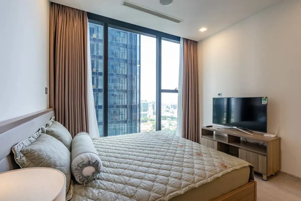 Nomad Homes Vinhomes Golden River - photo 3