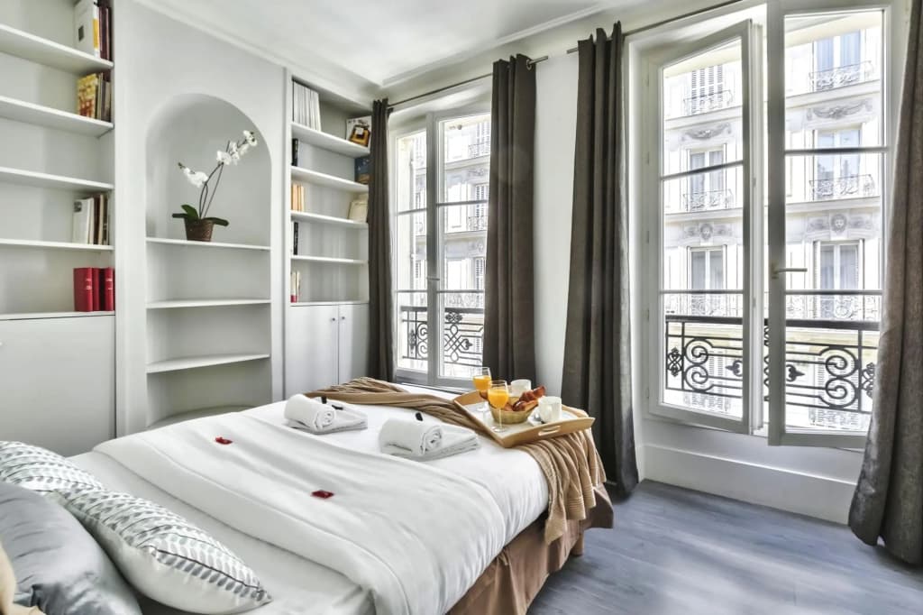 836 - Eiffel Tower View - Parisian apartment - photo 4