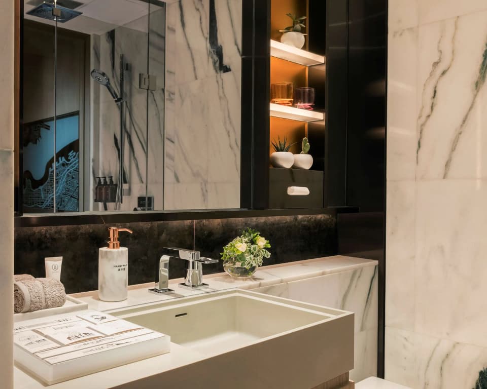 Hyatt Centric Victoria Harbour - photo 9