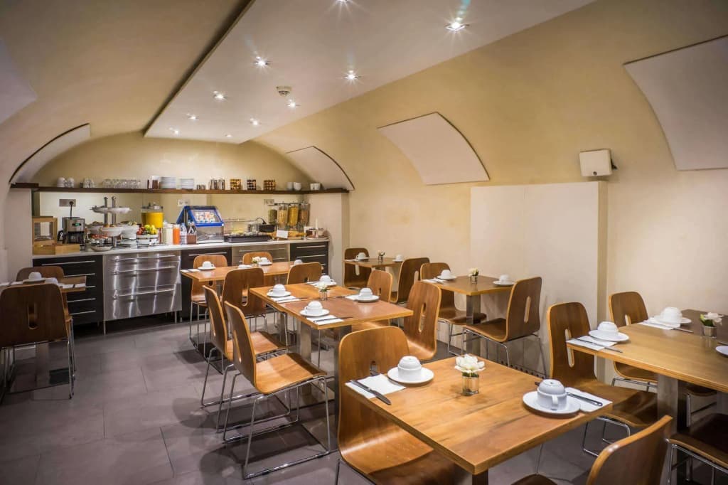 Art Hotel Batignolles - photo 12