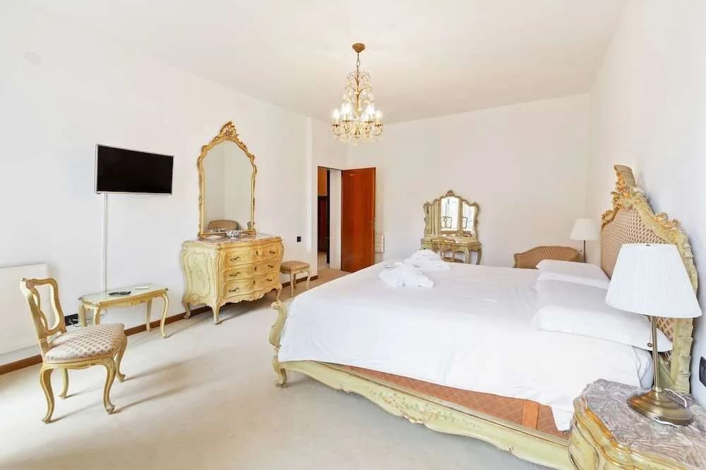 Venice Castello Elegant Apartment - photo 5