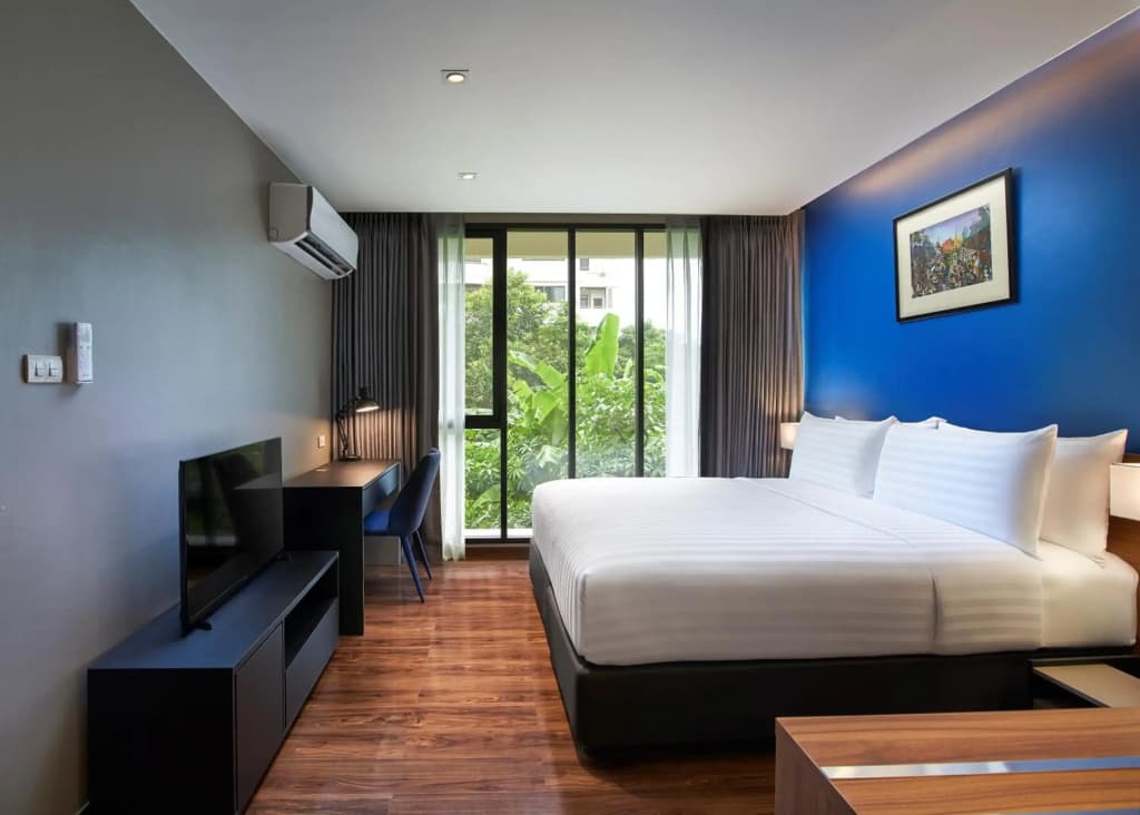 Amp Am House Hotel - photo 2