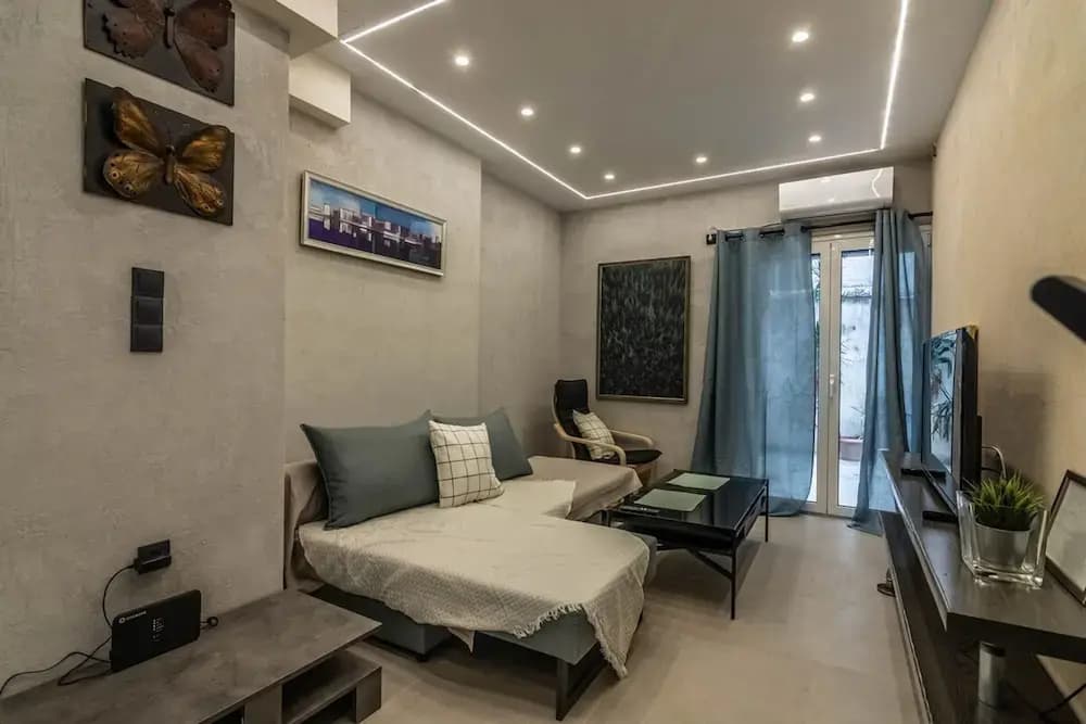Downtown Cozy Studio in Exarchia - photo 2