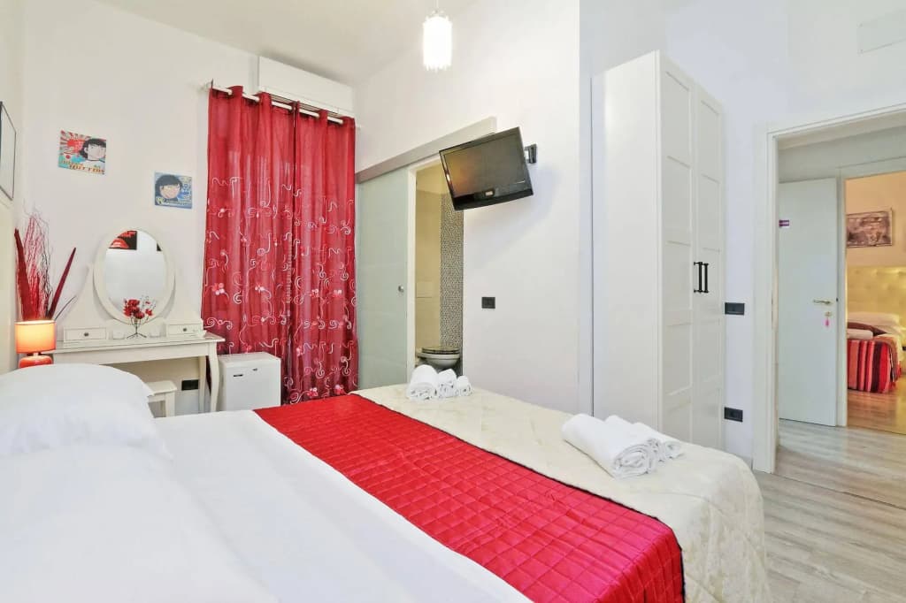 AppleMoon Rooms for Rent - photo 6