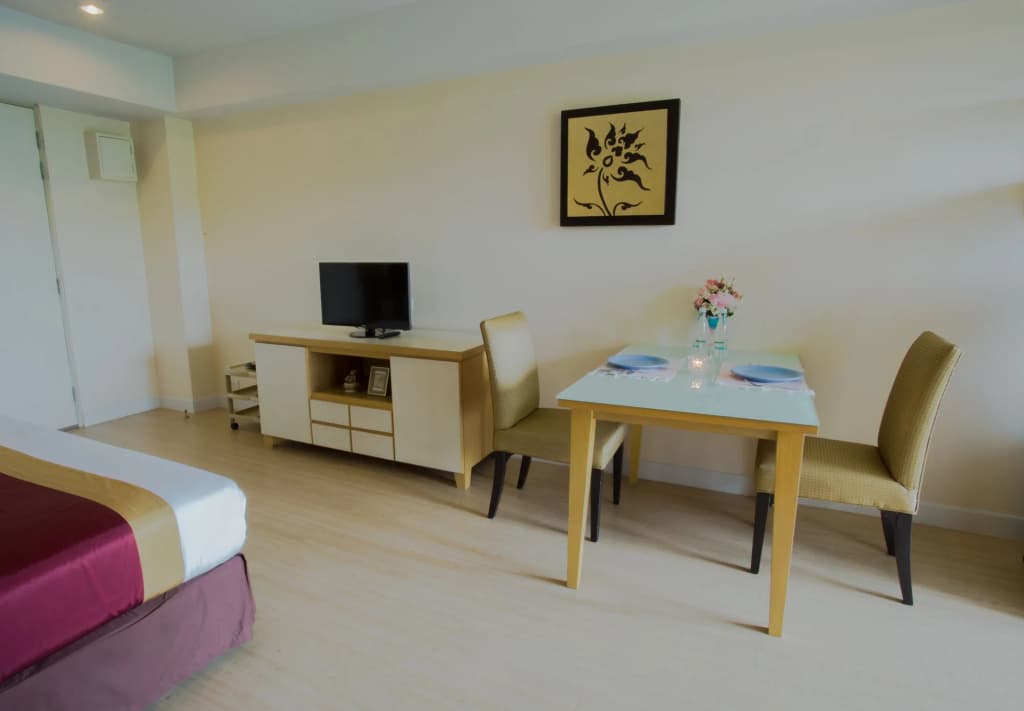 Sky Place Serviced Apartment - photo 6