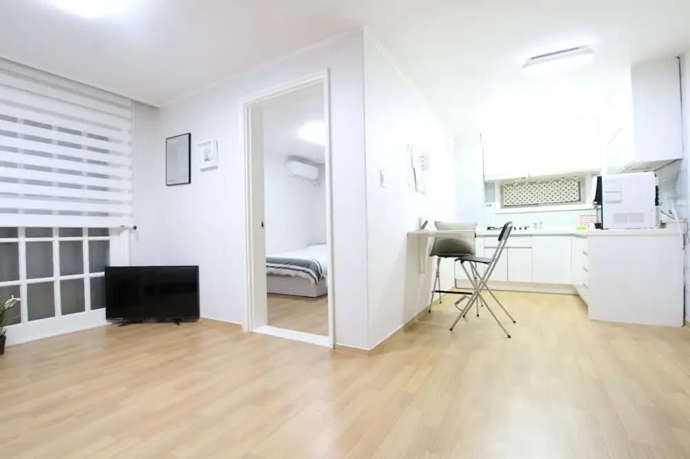 Houseinhongdae6 - photo 2