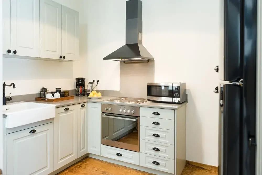 1930's Athenian House - photo 15