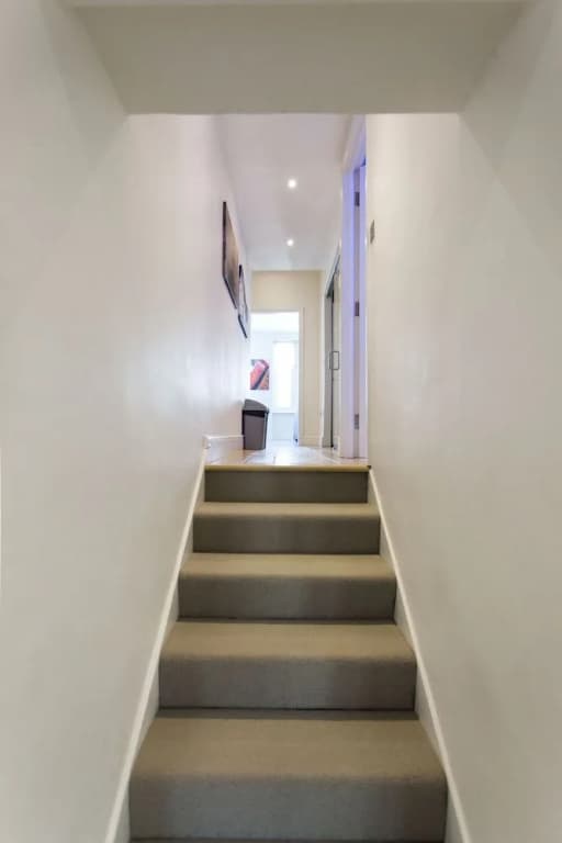 Chelsea Residential Atmosphere - photo 13