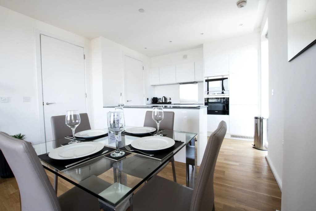 Millharbour Apartments By Charles Hope - photo 16