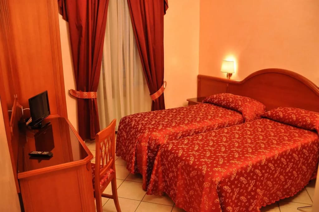 Hotel Sandra - photo 5