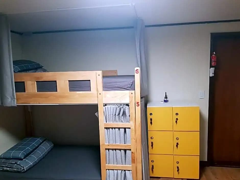 Able Guesthouse Hongdae - photo 4