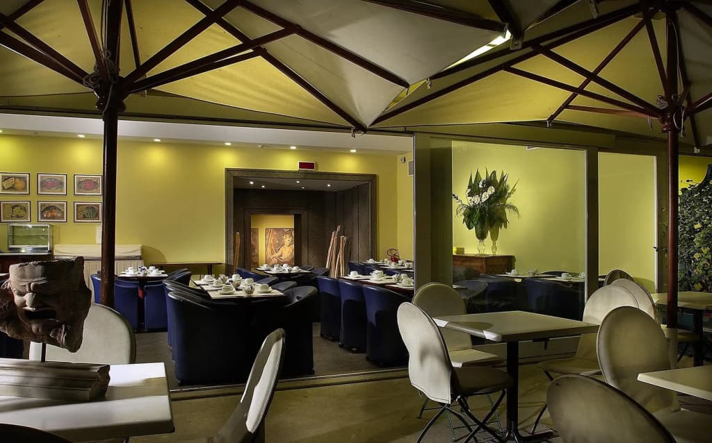 Hotel Diplomatic - photo 17