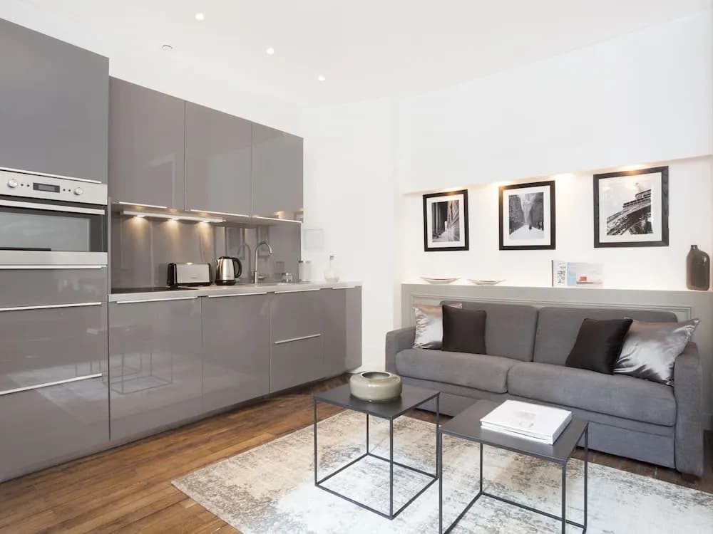 Luxury 2BR Gr-Boulevards I by Livinparis - photo 4