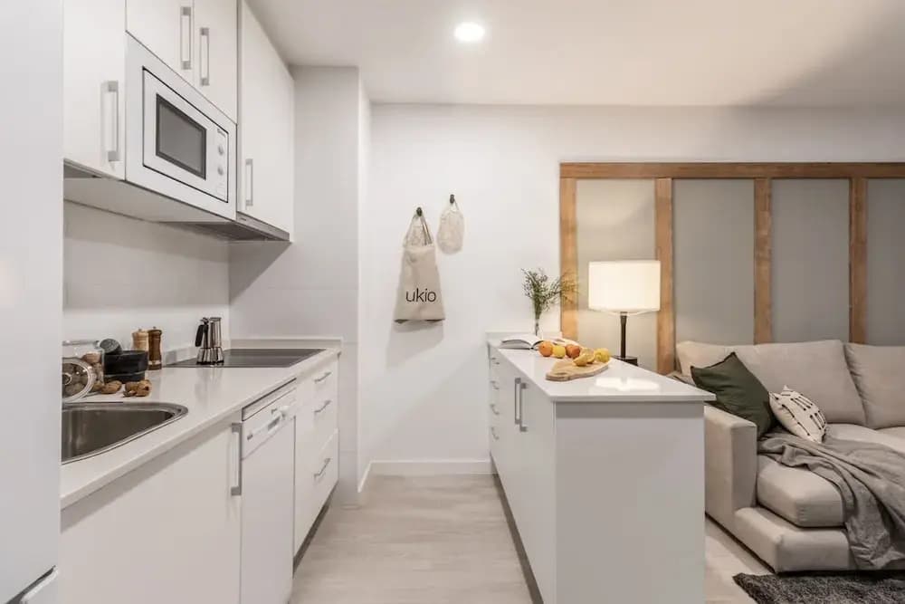 Beraldi - 1 Bedroom and Shared Pool in Trafalgar - photo 11