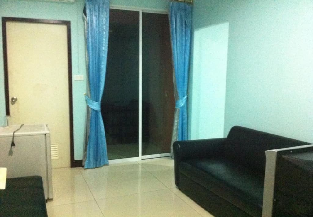 BR Guest House - photo 3