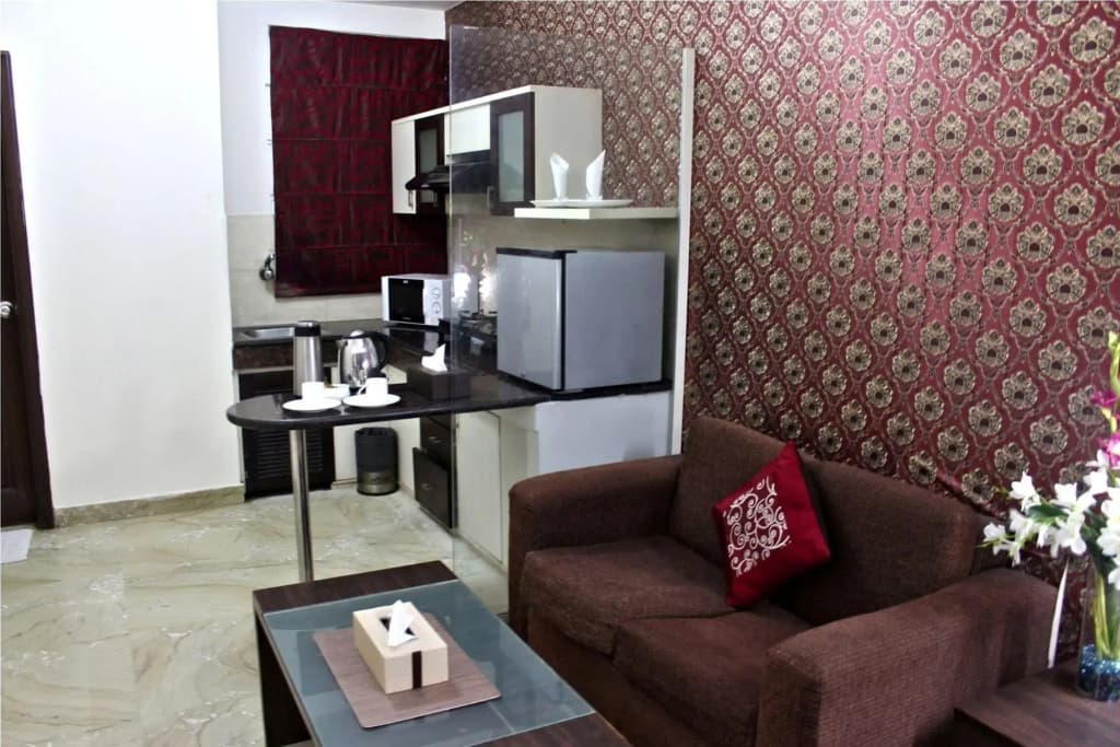 Hotel Jashn Inn near Apollo Hospital, Delhi - photo 5
