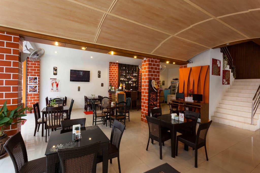 Larn Park Resortel - photo 28