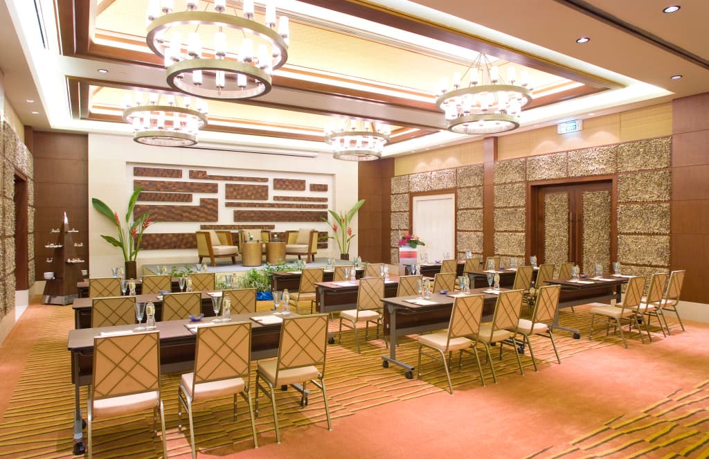 Centara Grand Beach Resort and Villas Krabi Hotel - photo 25