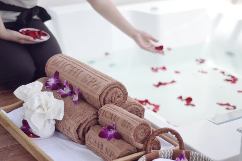 Zen Diamond Suites Hotel - photo 38