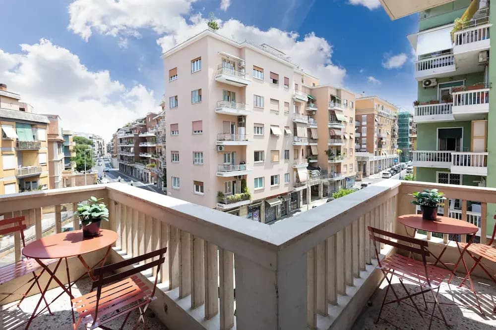 Cornelia Vatican Suites - photo 13