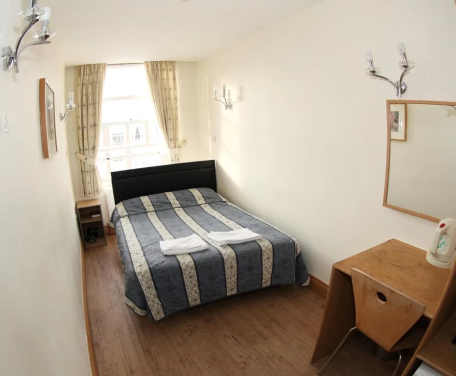 Brit Hotels Earls Court - photo 5