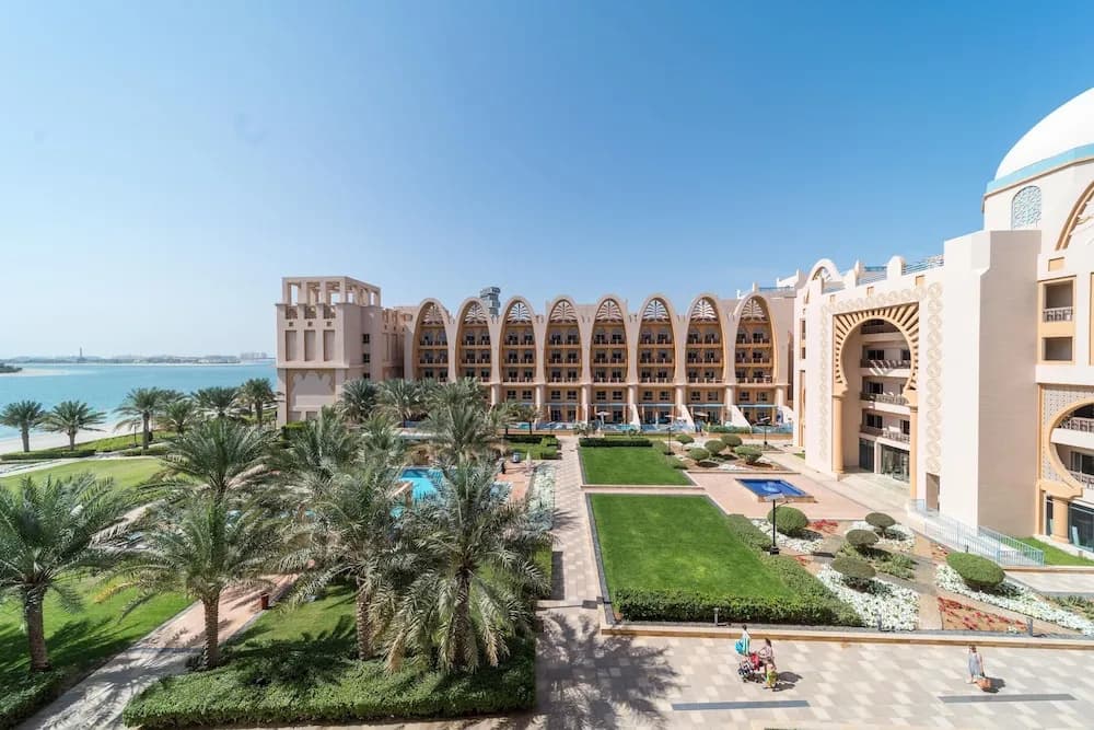 Simply Comfort Suites in Sarai Palm Jumeirah - photo 1