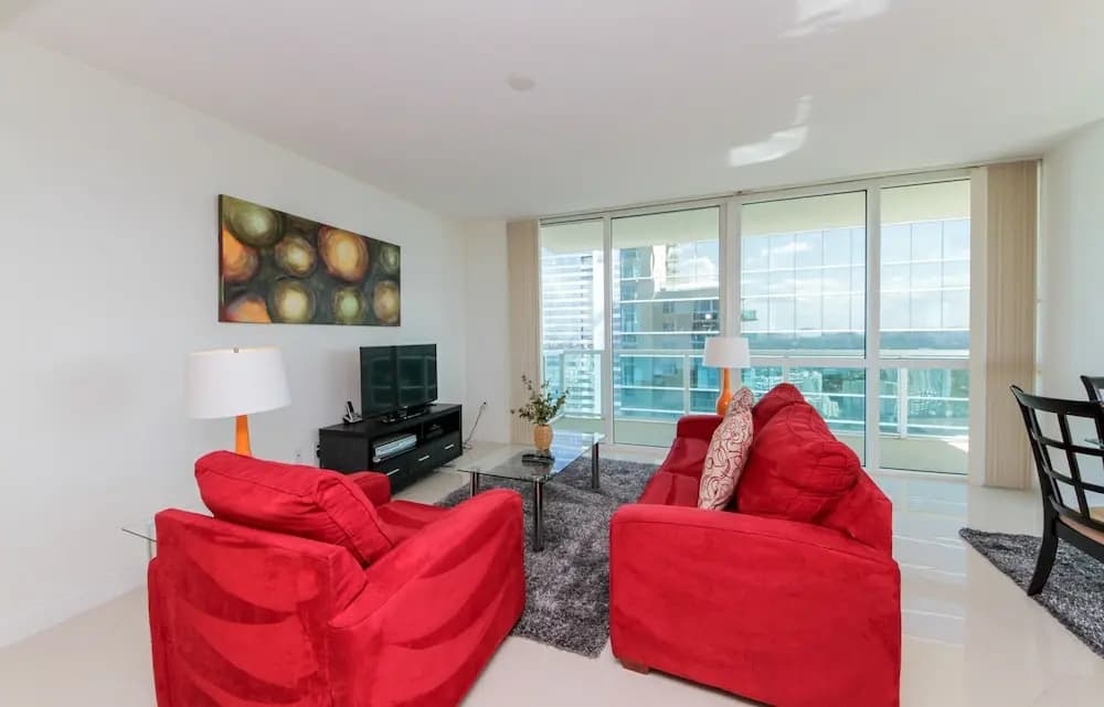 Bluebird Suites in Brickell - photo 5