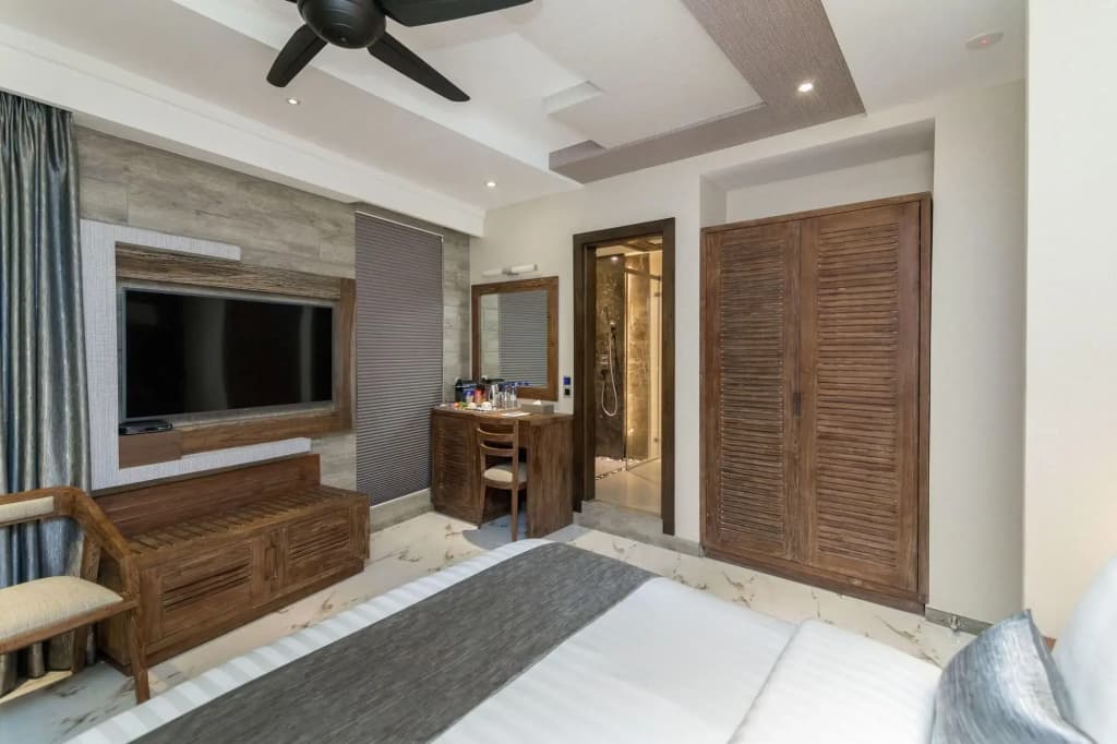 Samann Grand Hotel - photo 39