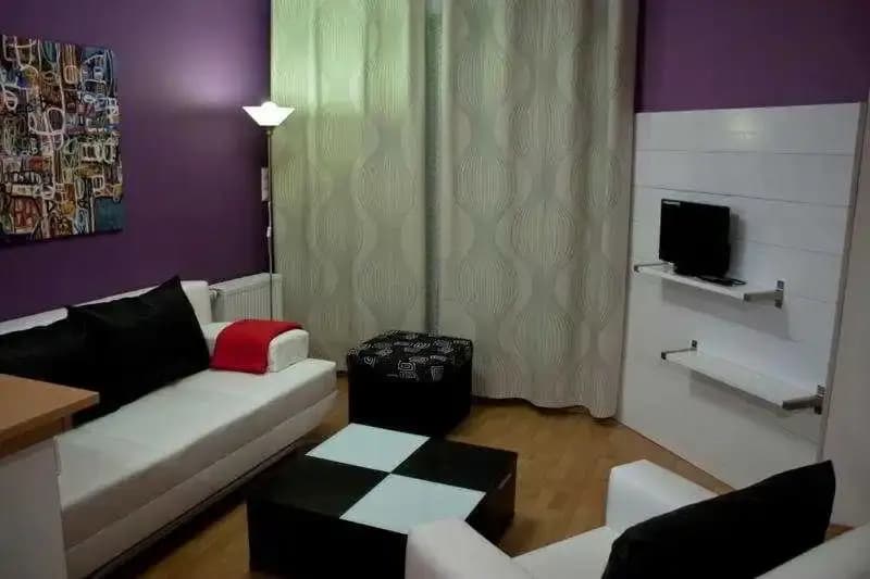 Far Home Budapest - photo 4
