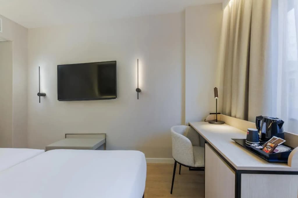 Hotel Vilamari - photo 42