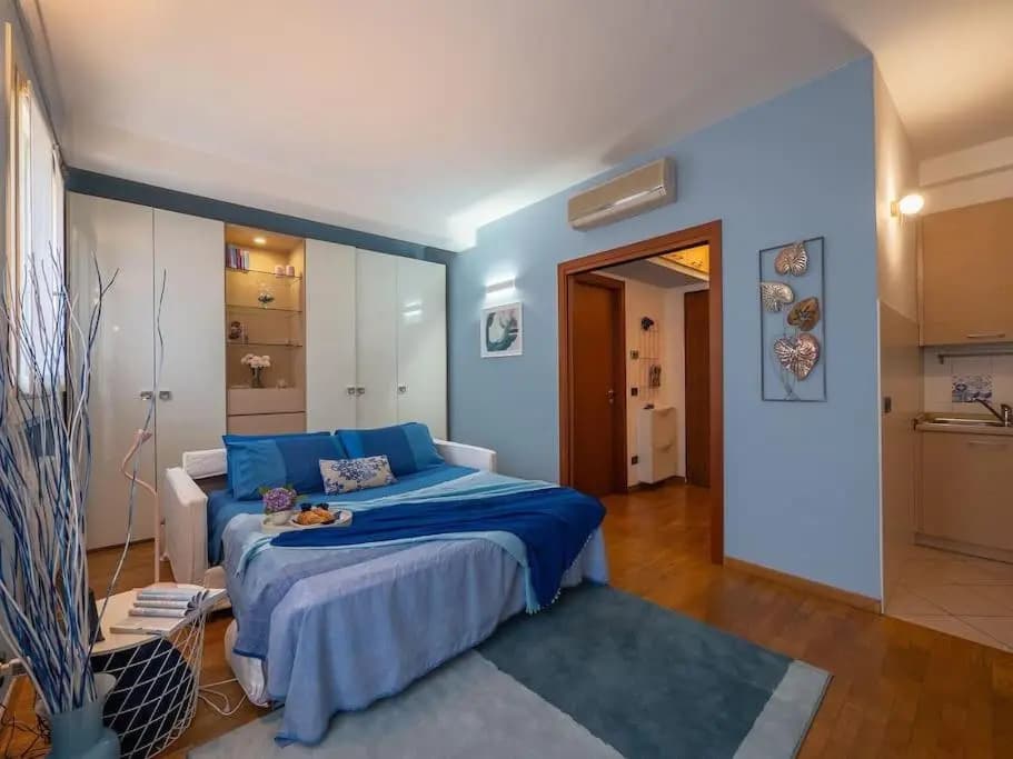 Glamour Home - main photo