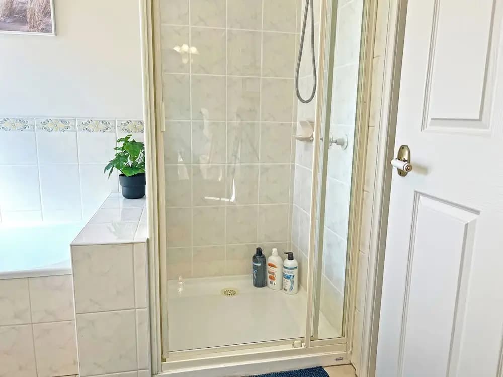 Exquisite 2BR Staycation Ringwood - photo 9
