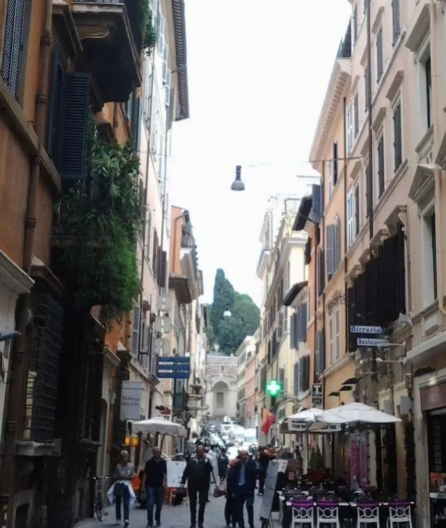Genny Rooms Piazza di Spagna - photo 15